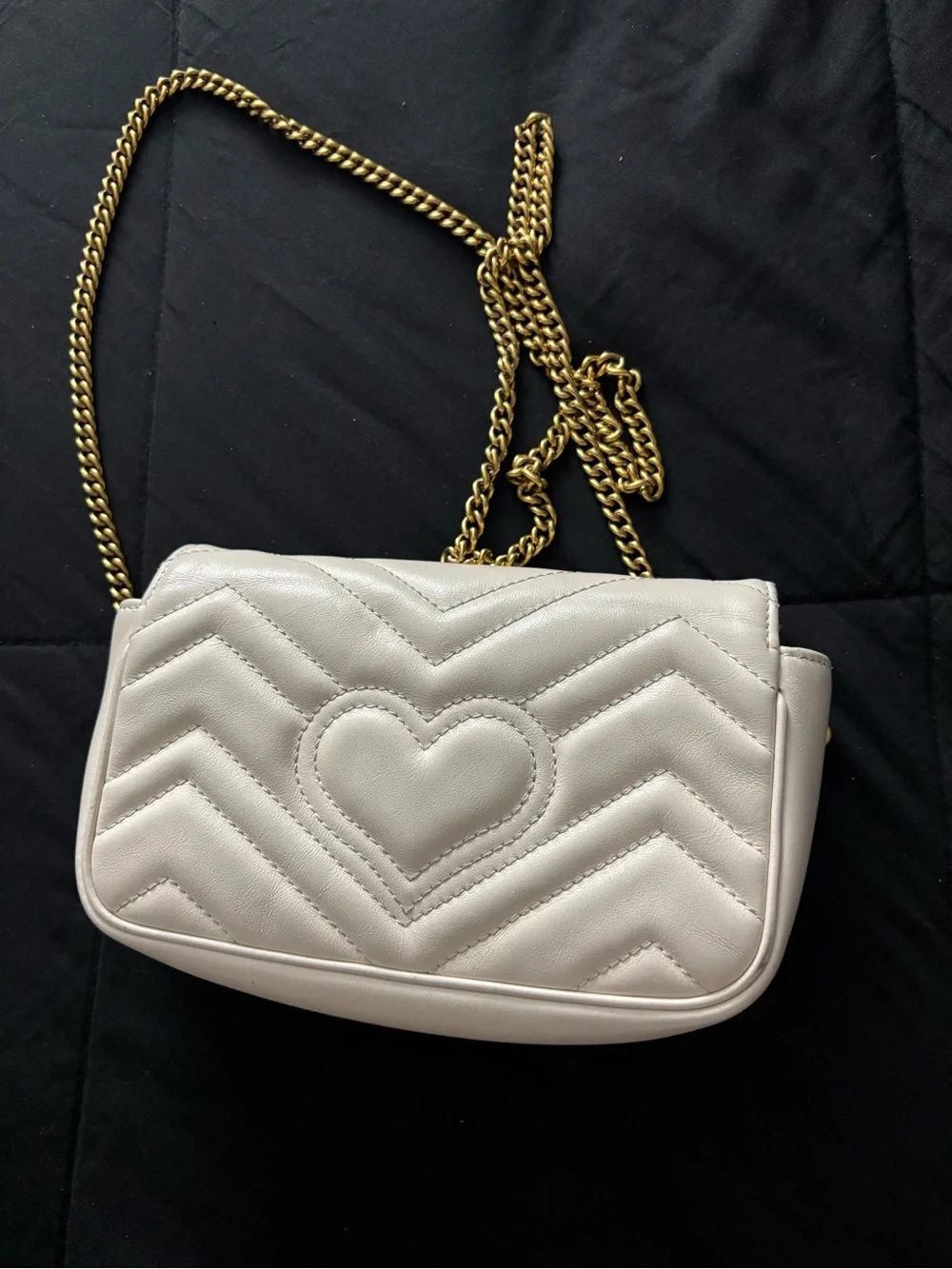 Gucci GG Marmont matelassé leather super mini bag - Picture 7 of 12